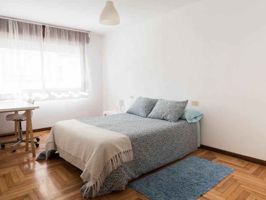 Piso Luminoso En El Centro De Vigo Para 8 Personas Ngoại thất bức ảnh